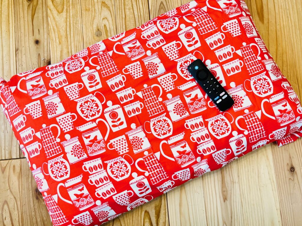 家にあった布でメディカル枕のカバーを縫いました