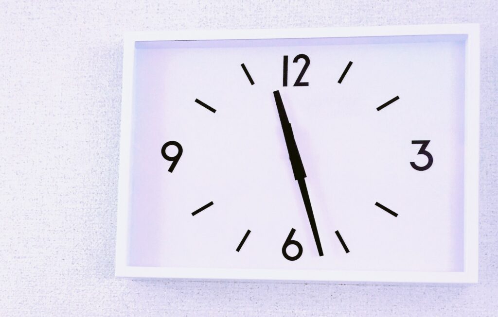 自営業時代の職場の壁時計